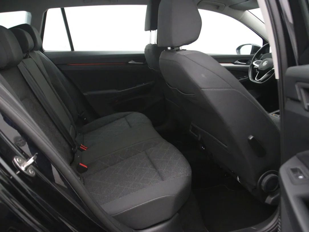 Volkswagen Golf | 14