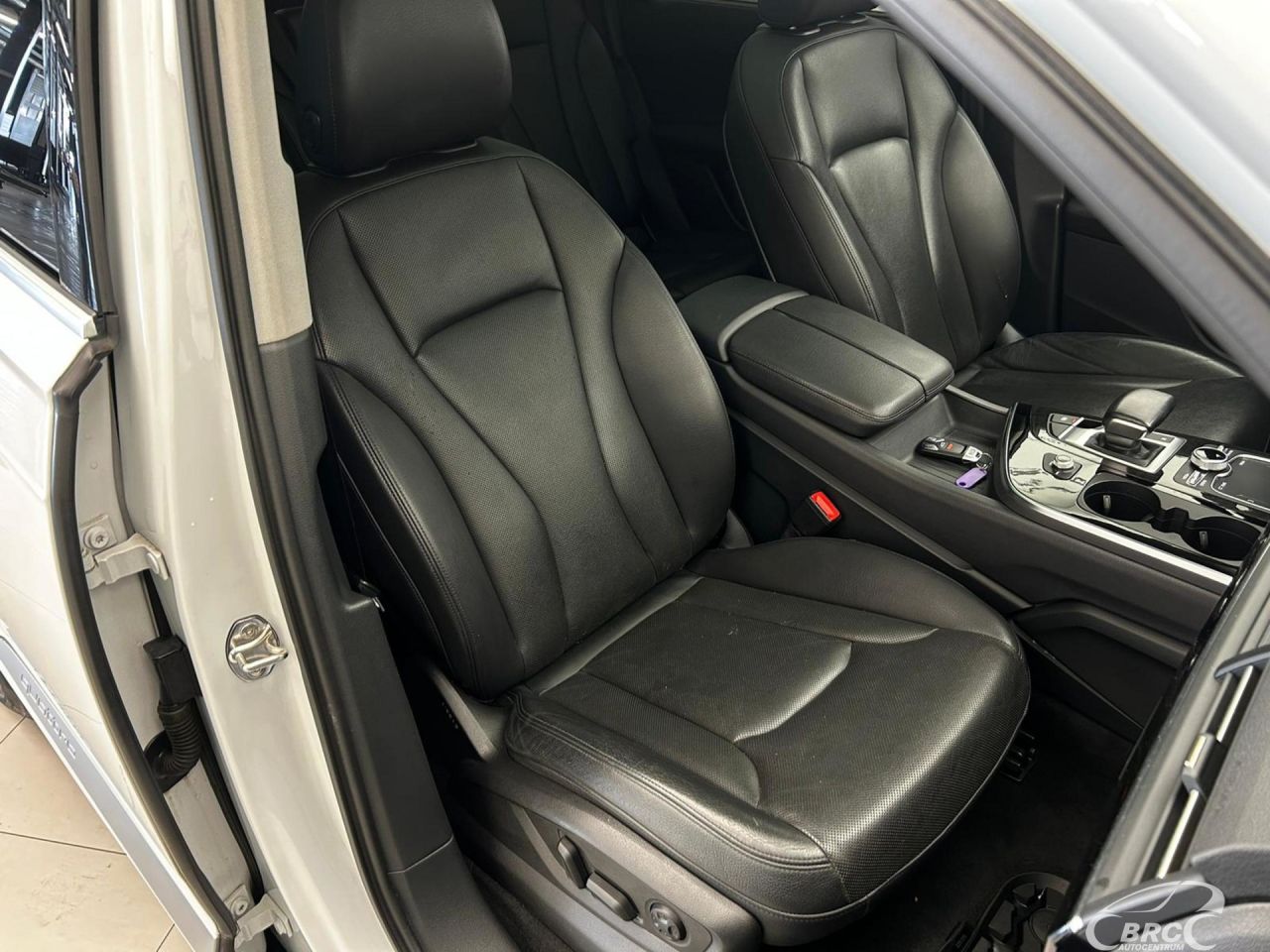 Audi Q7 | 5