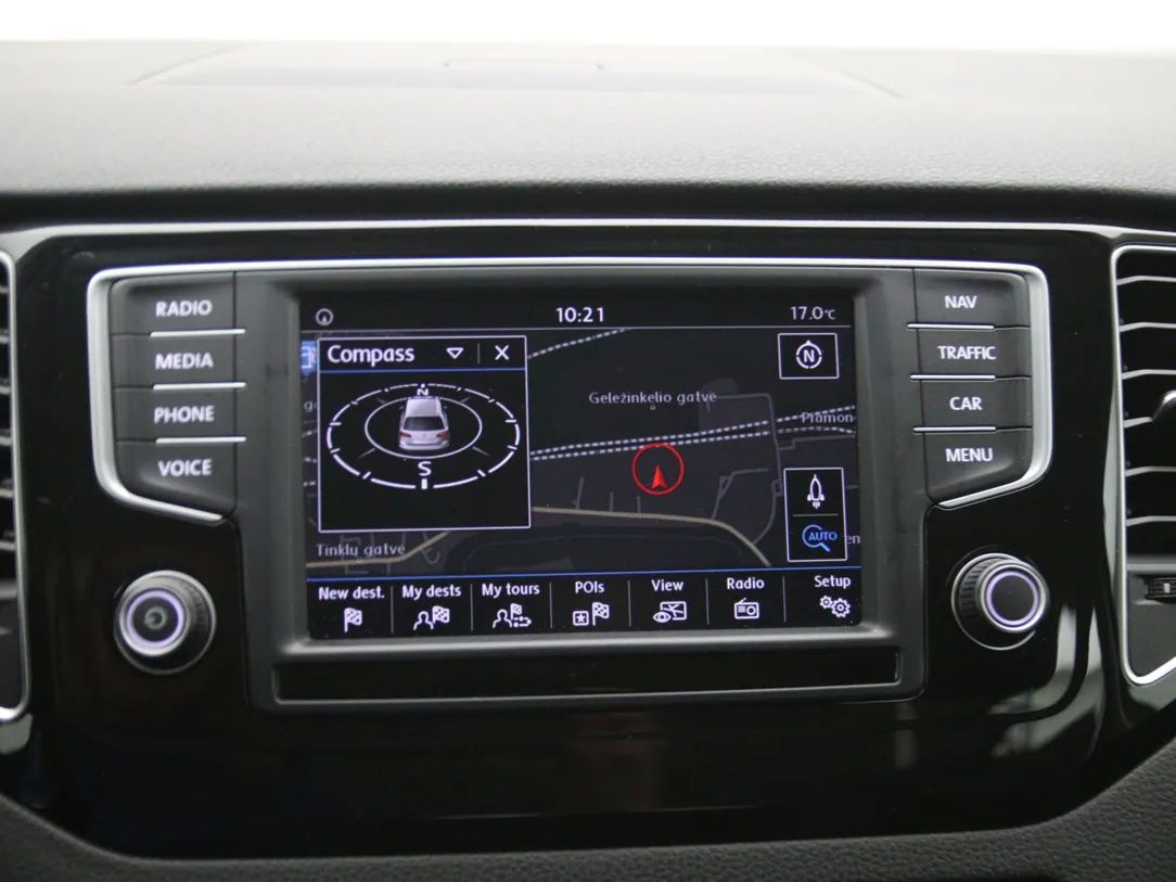 Volkswagen Golf | 21