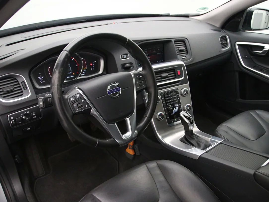 Volvo V60 | 15