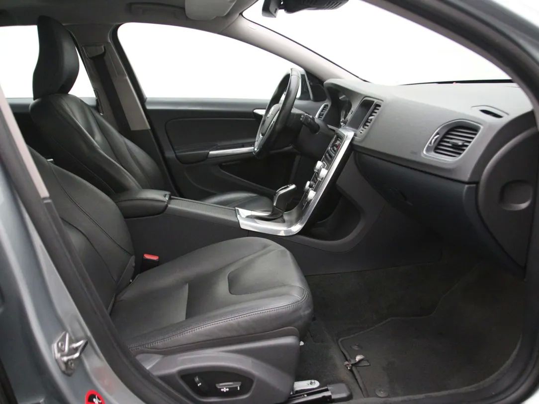 Volvo V60 | 13