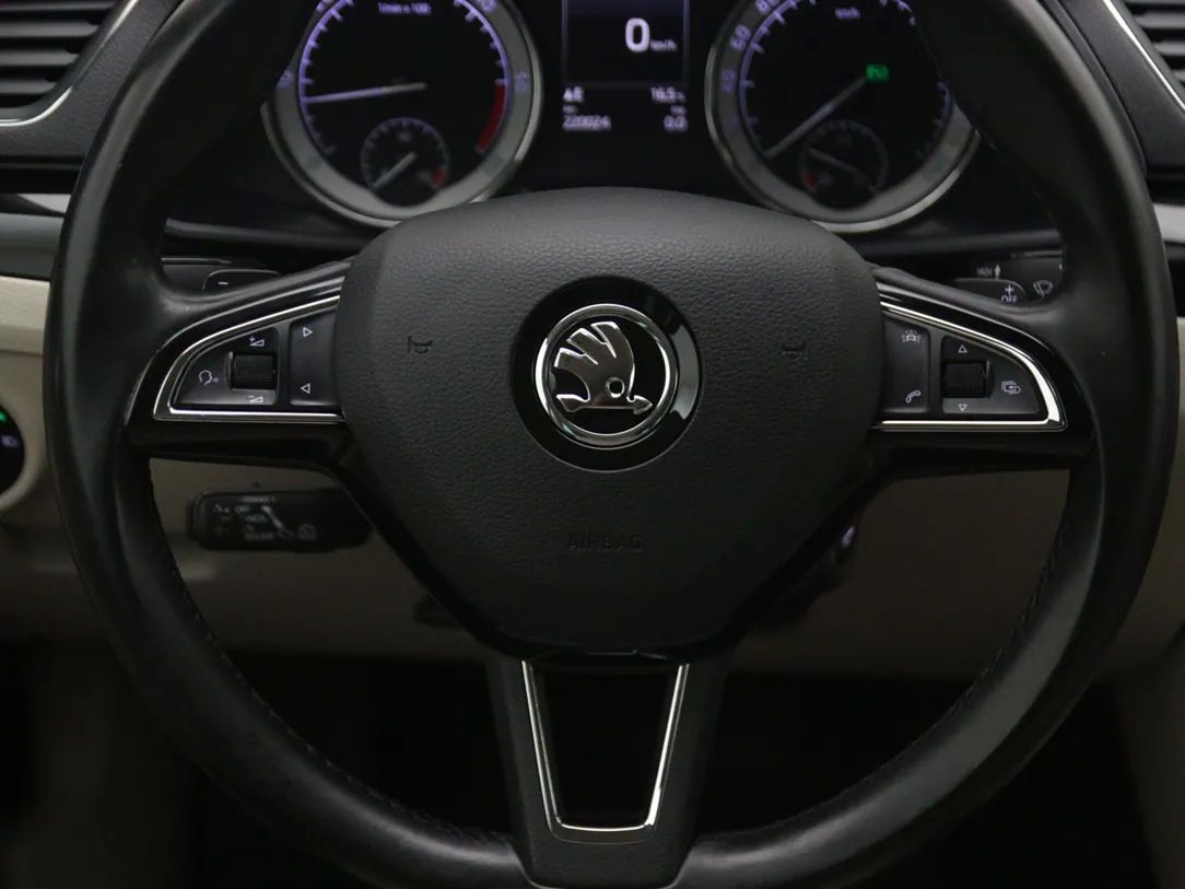 Skoda Superb | 17
