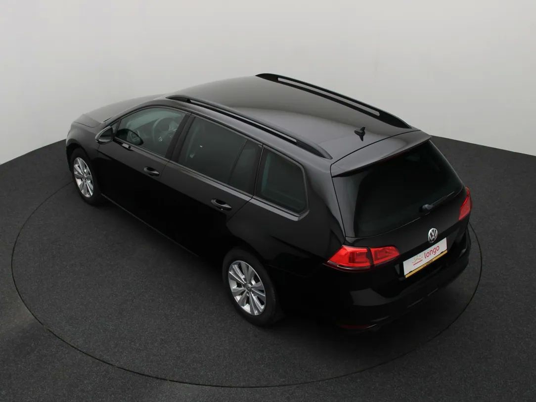 Volkswagen Golf | 11