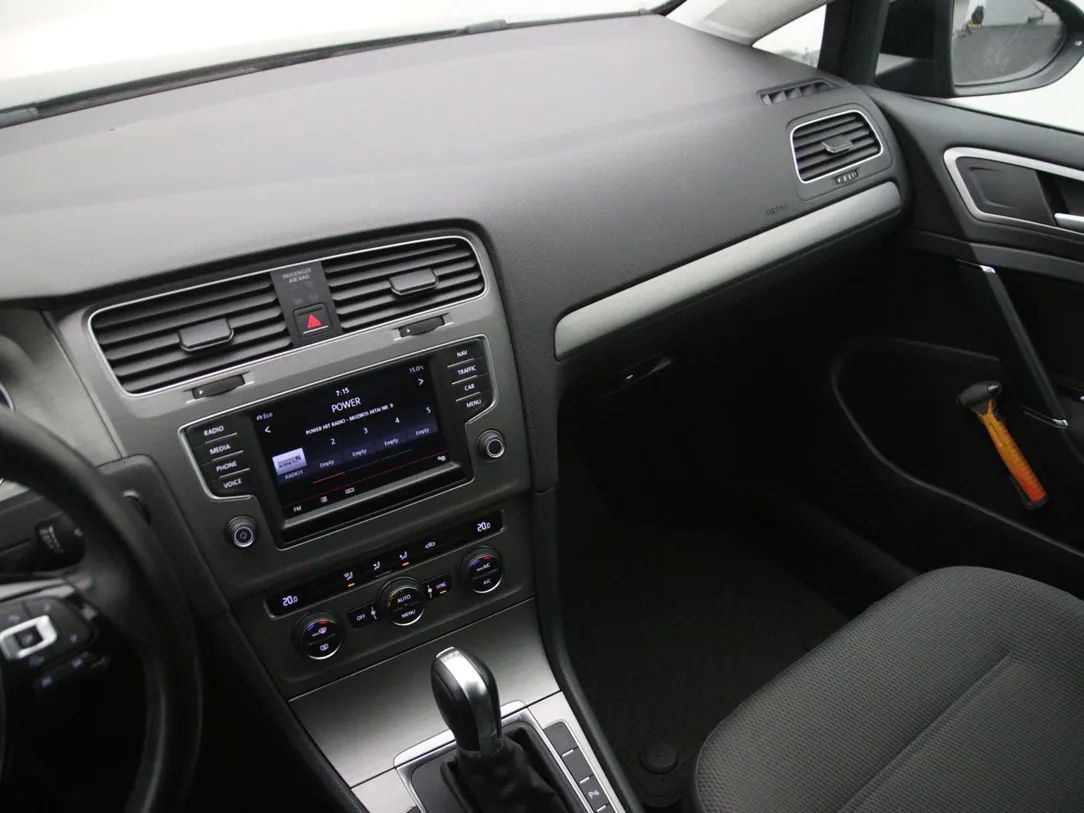 Volkswagen Golf | 20