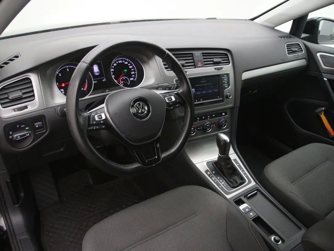 Volkswagen Golf | 15