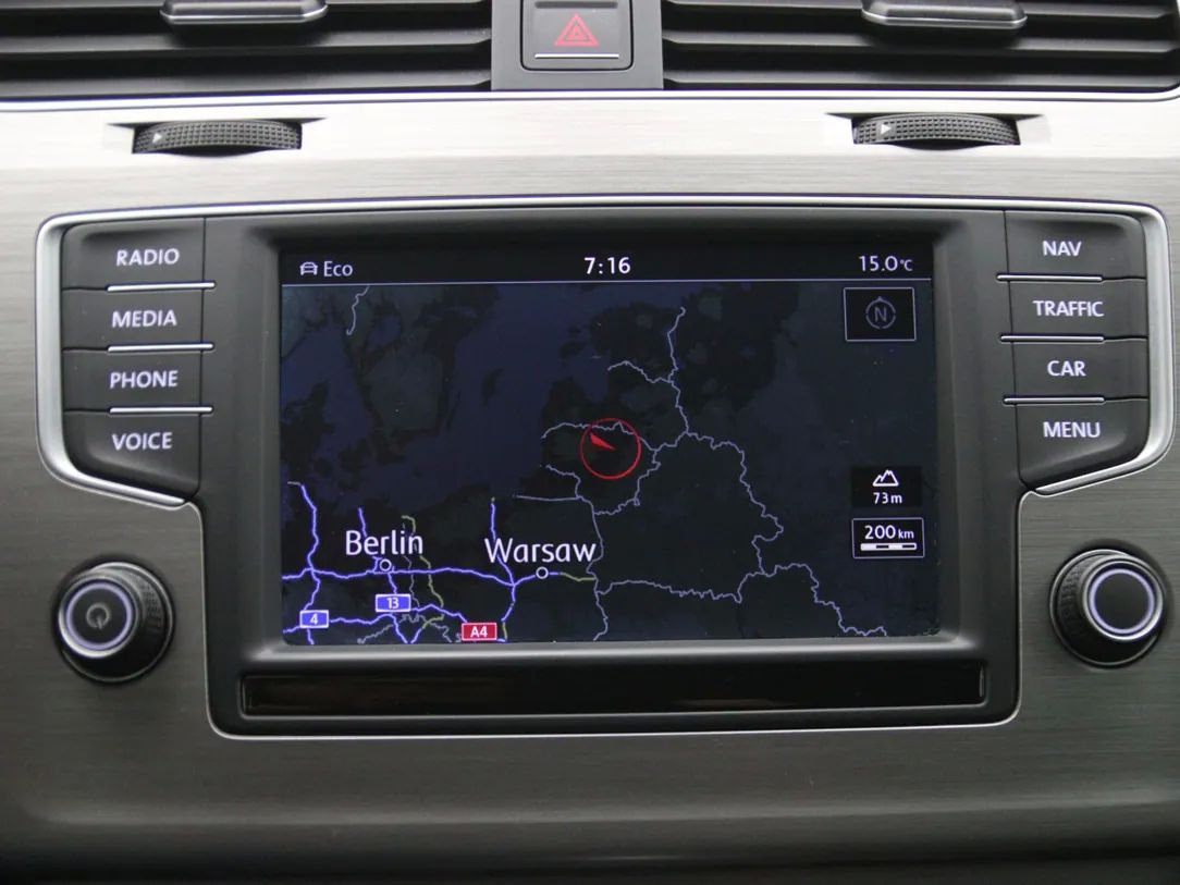 Volkswagen Golf | 23