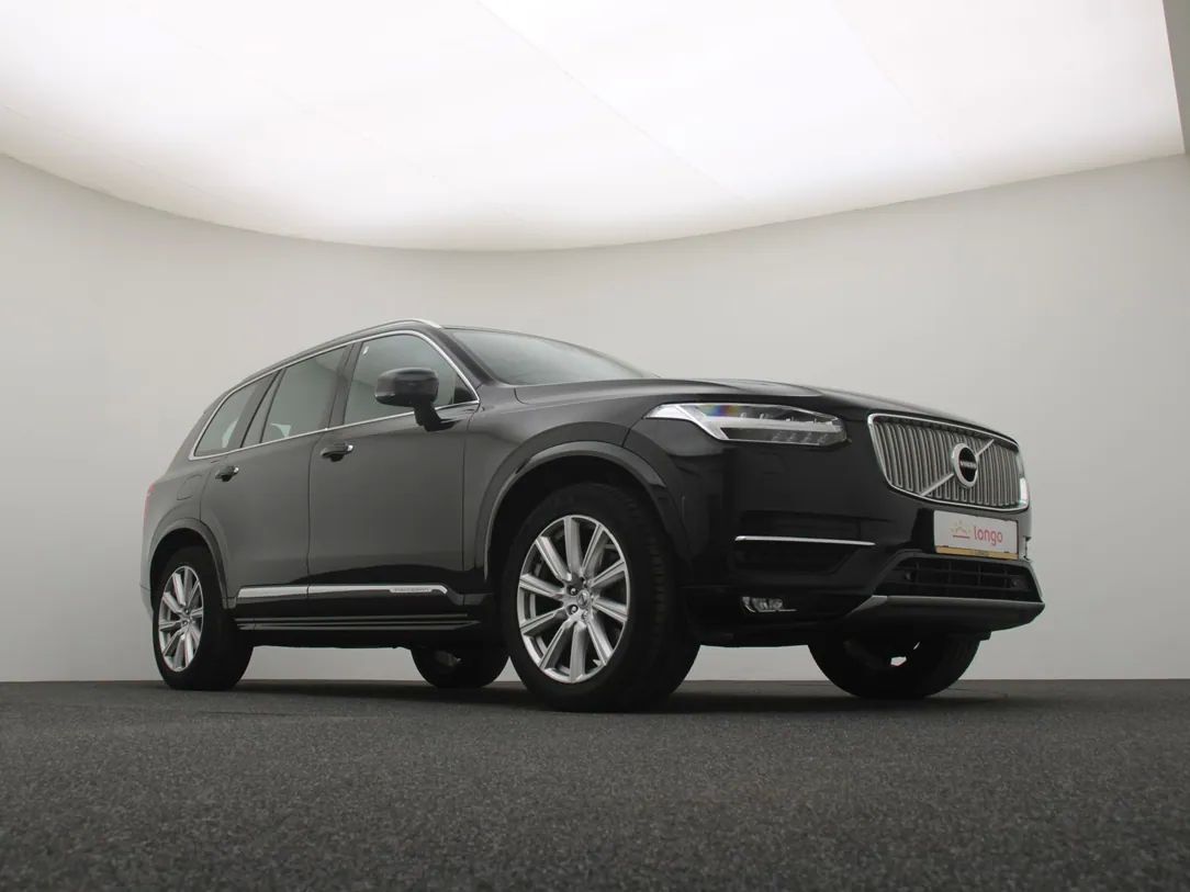 Volvo XC90 | 10