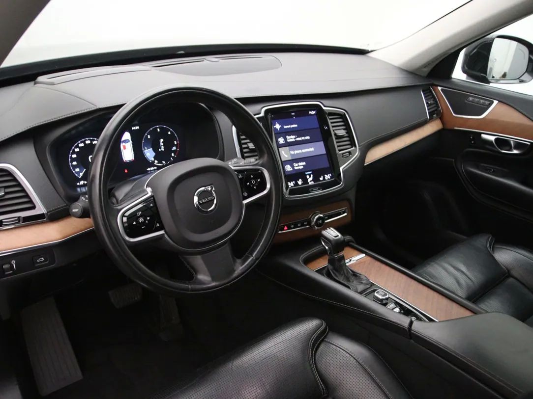 Volvo XC90 | 16