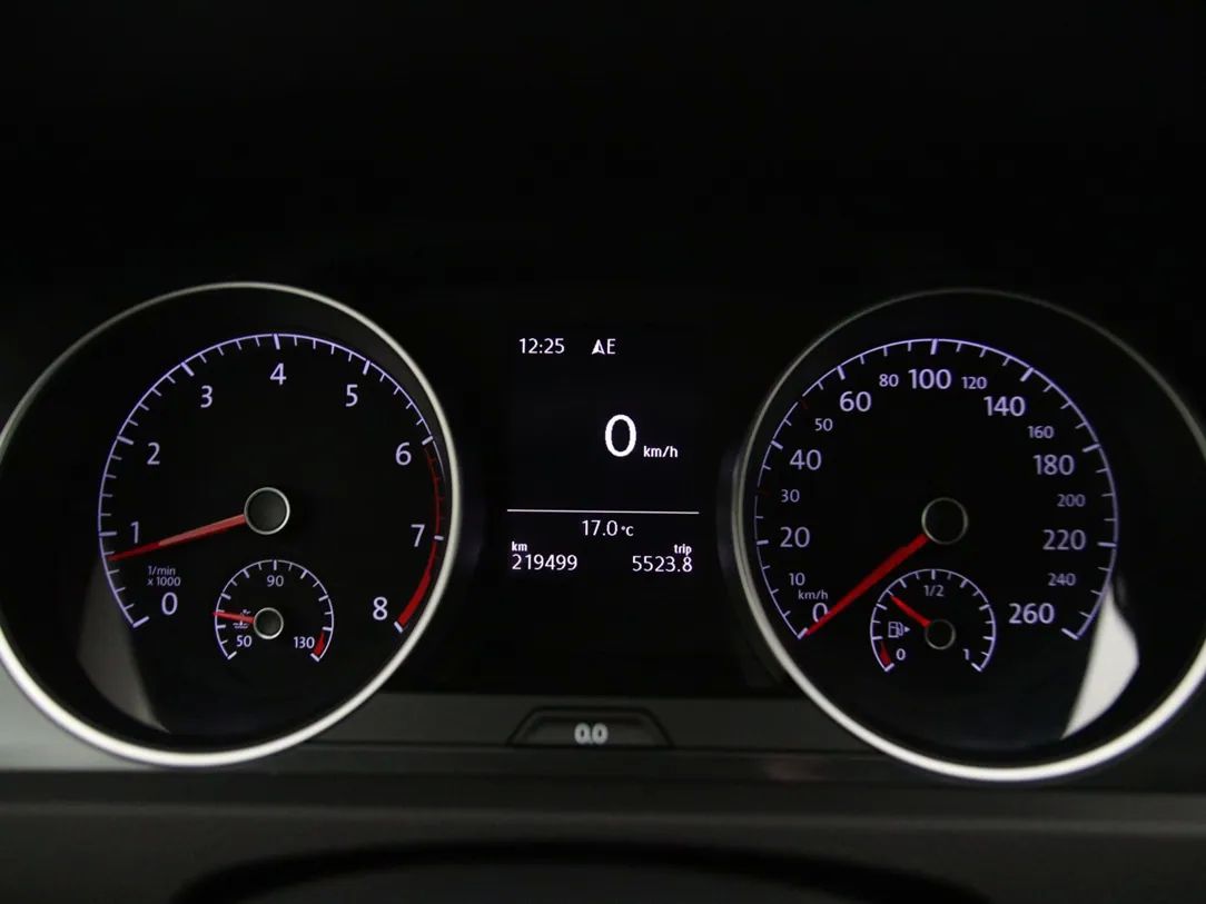 Volkswagen Golf | 18