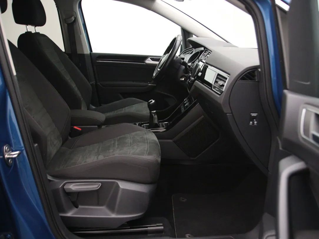 Volkswagen Touran | 12