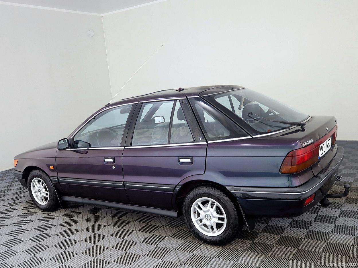 Mitsubishi Lancer | 3