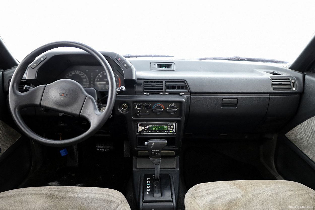 Mitsubishi Lancer | 4