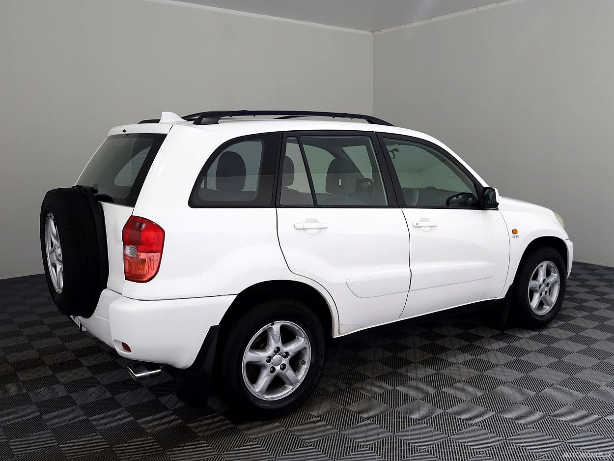 Toyota RAV4 | 2