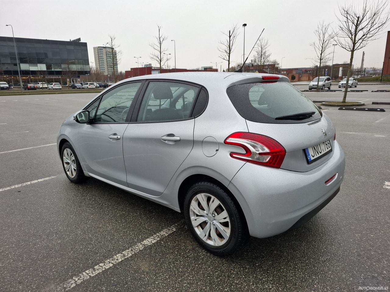 Peugeot 208 | 3