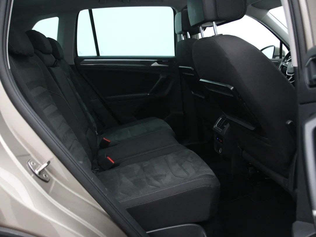 Volkswagen Tiguan | 13