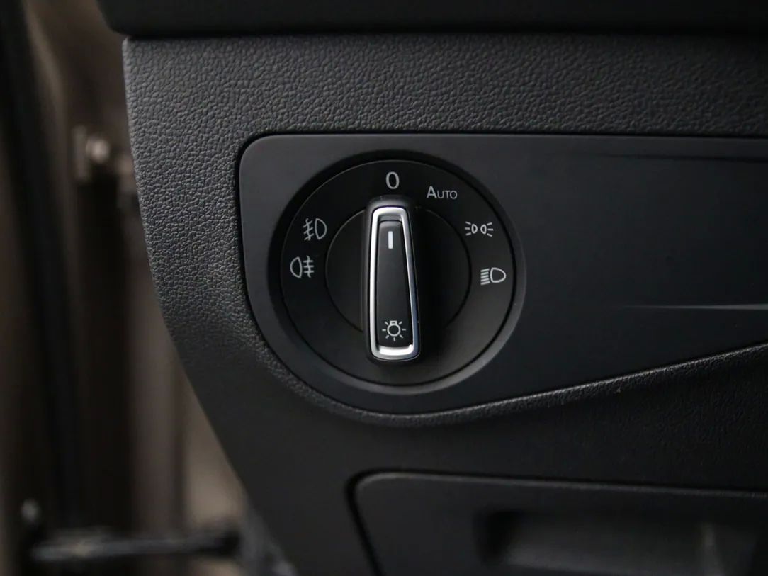 Volkswagen Tiguan | 25