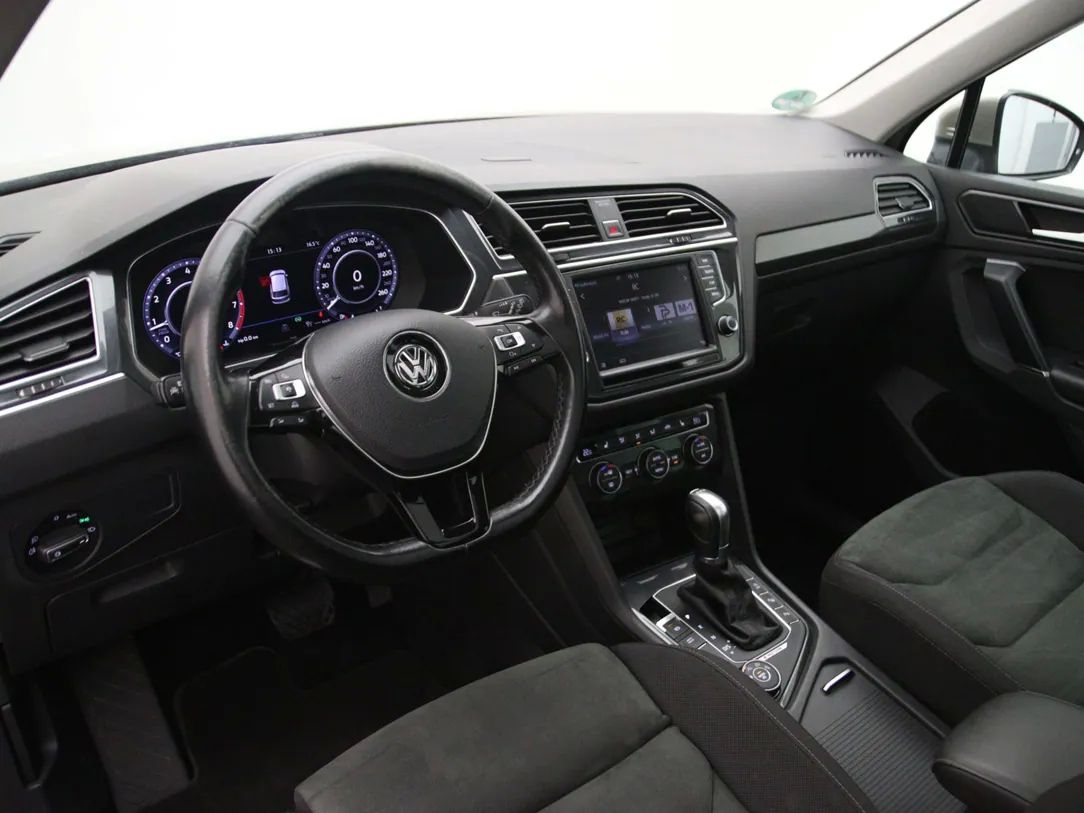 Volkswagen Tiguan | 14
