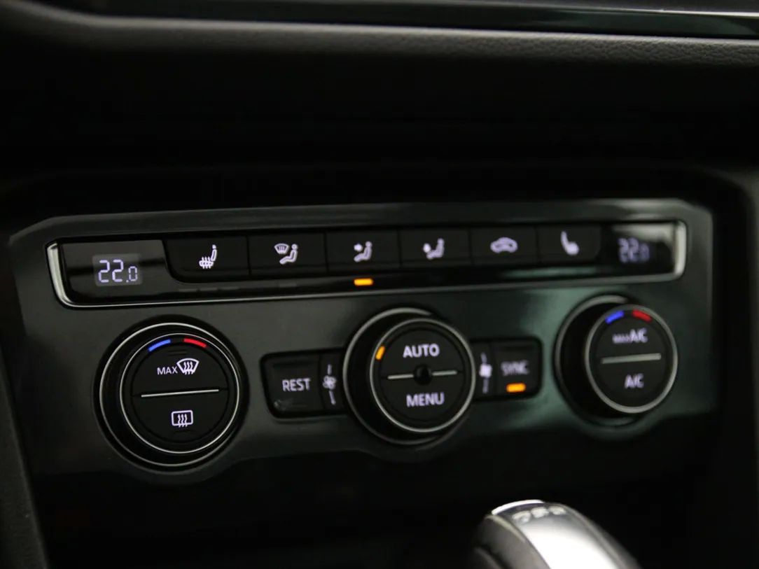 Volkswagen Tiguan | 18