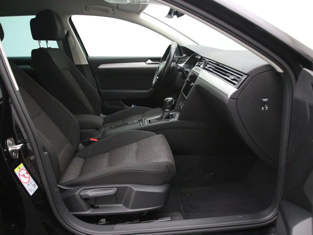 Volkswagen Passat | 13