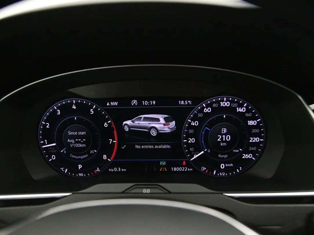 Volkswagen Passat | 18