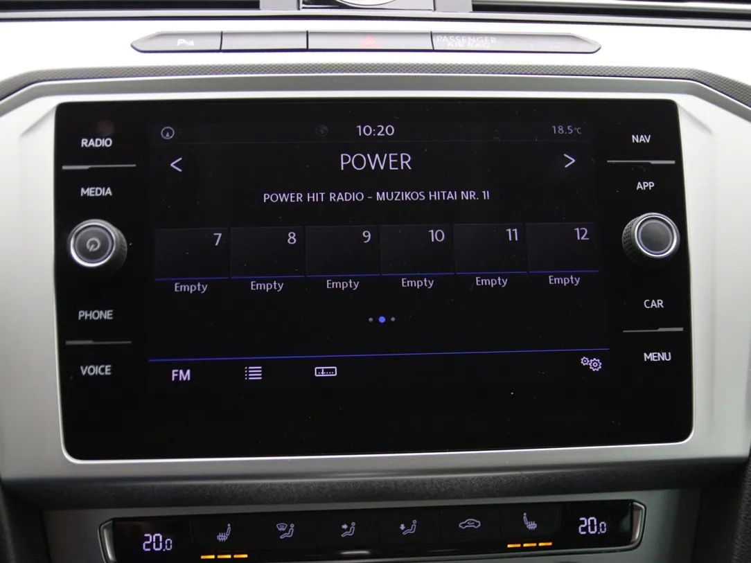 Volkswagen Passat | 21