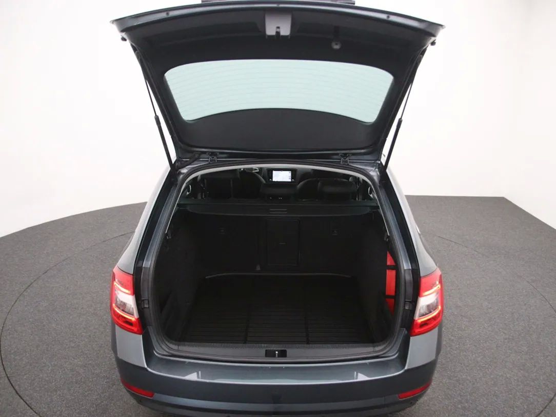 Skoda Octavia | 33