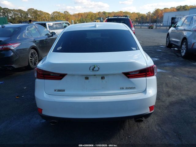 Lexus IS 200 | 15