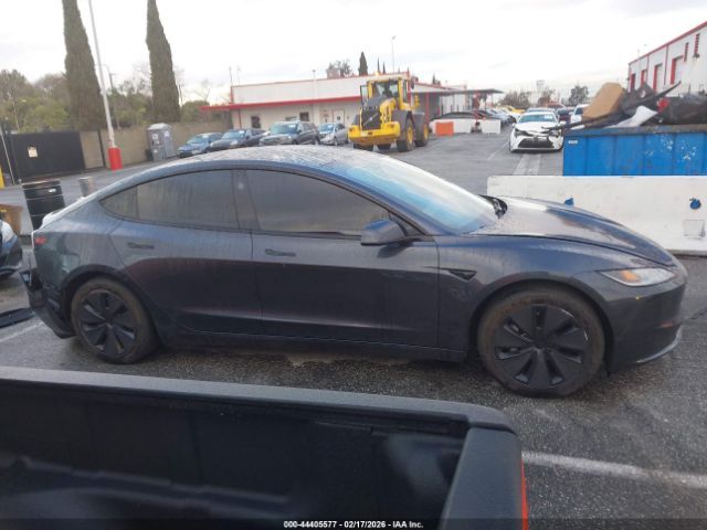 Tesla Model 3 | 13