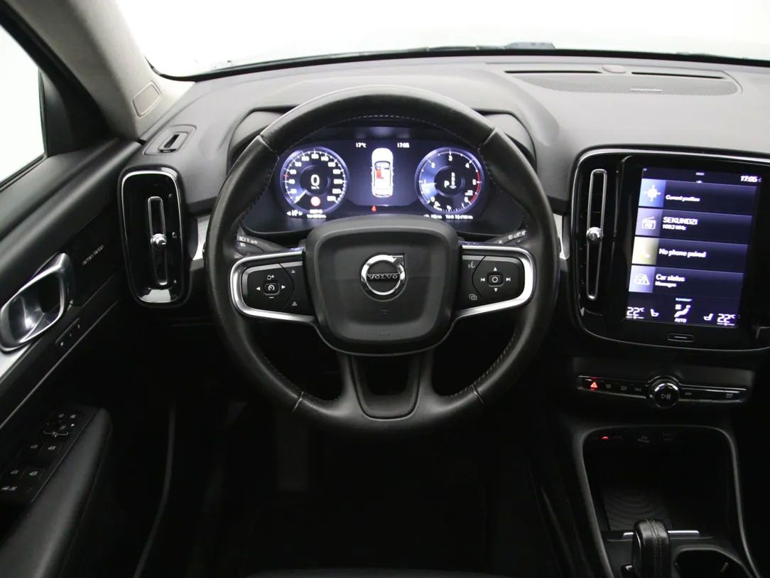 Volvo XC40 | 16