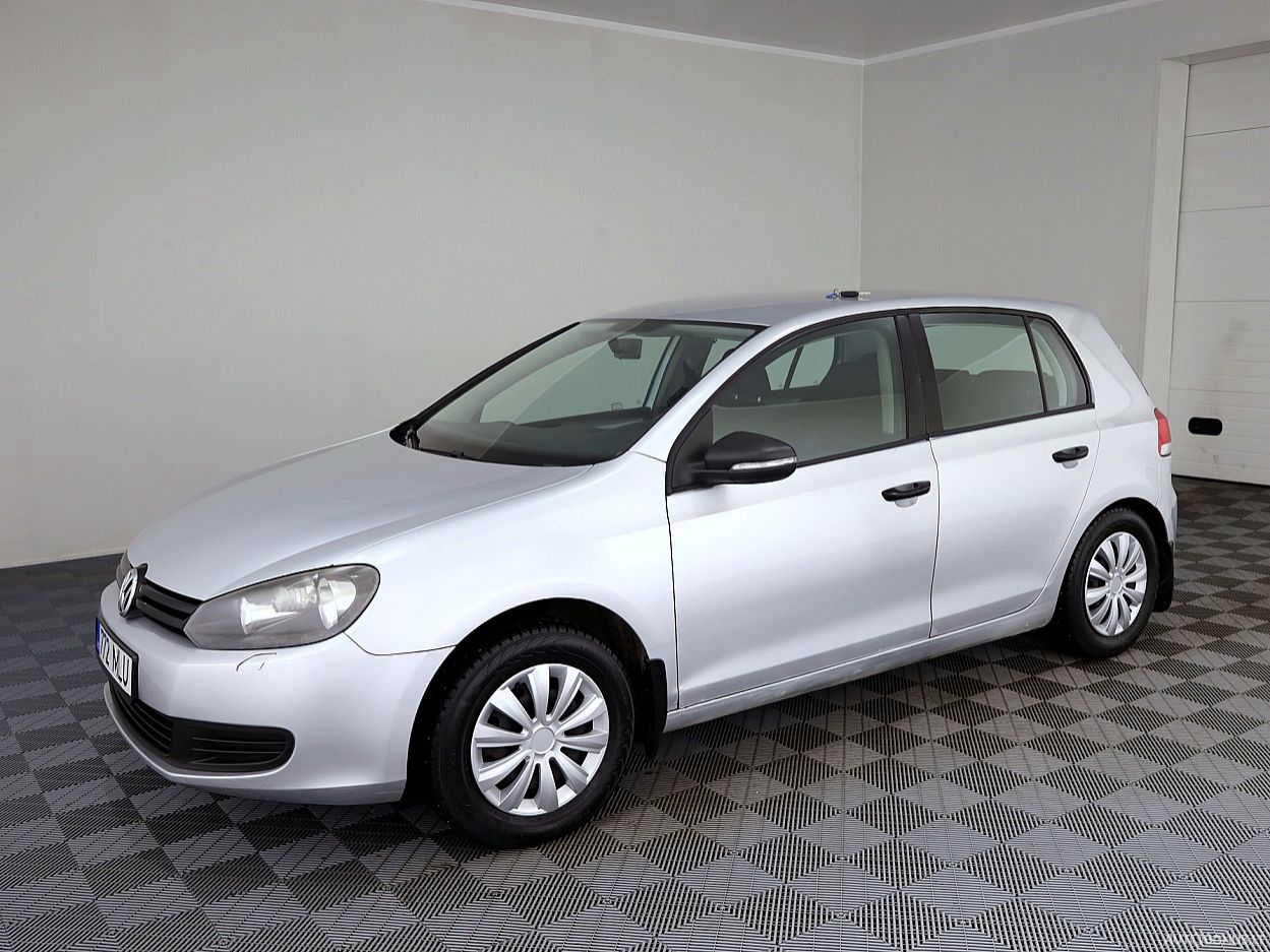 Volkswagen Golf | 1