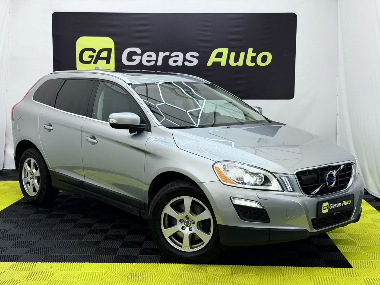 Volvo XC60 | 2