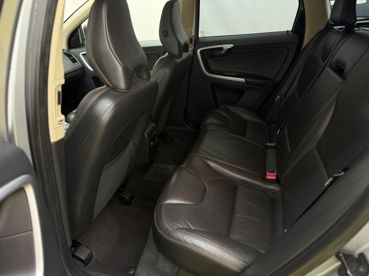 Volvo XC60 | 10
