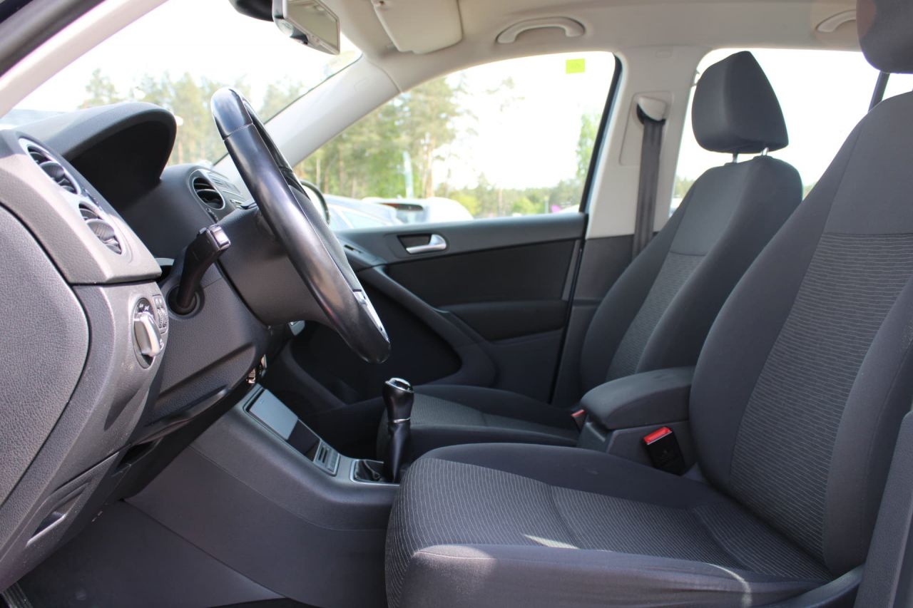 Volkswagen Tiguan | 9
