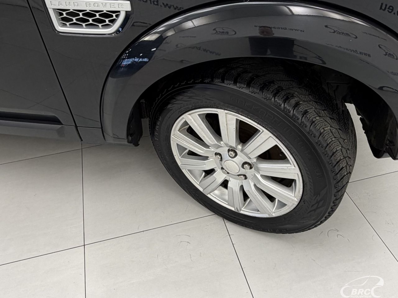 Land Rover Discovery | 40