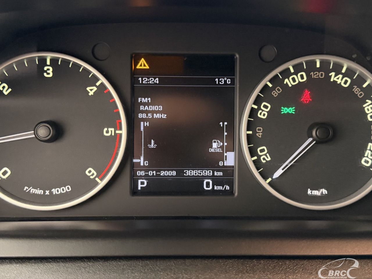 Land Rover Discovery | 28