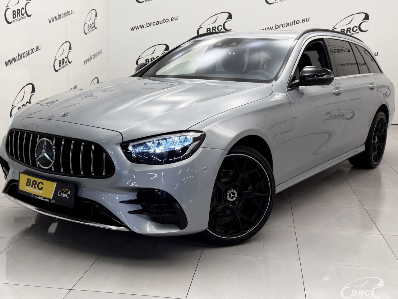 Mercedes-Benz E220 | 48