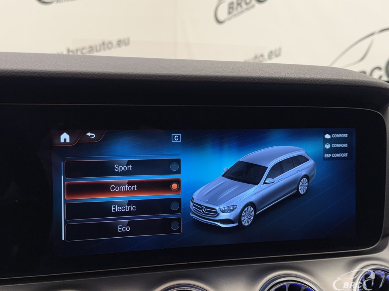 Mercedes-Benz E220 | 40