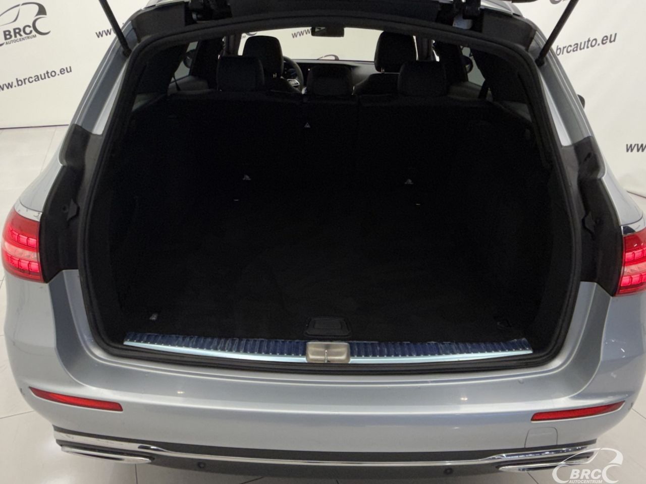 Mercedes-Benz E220 | 46