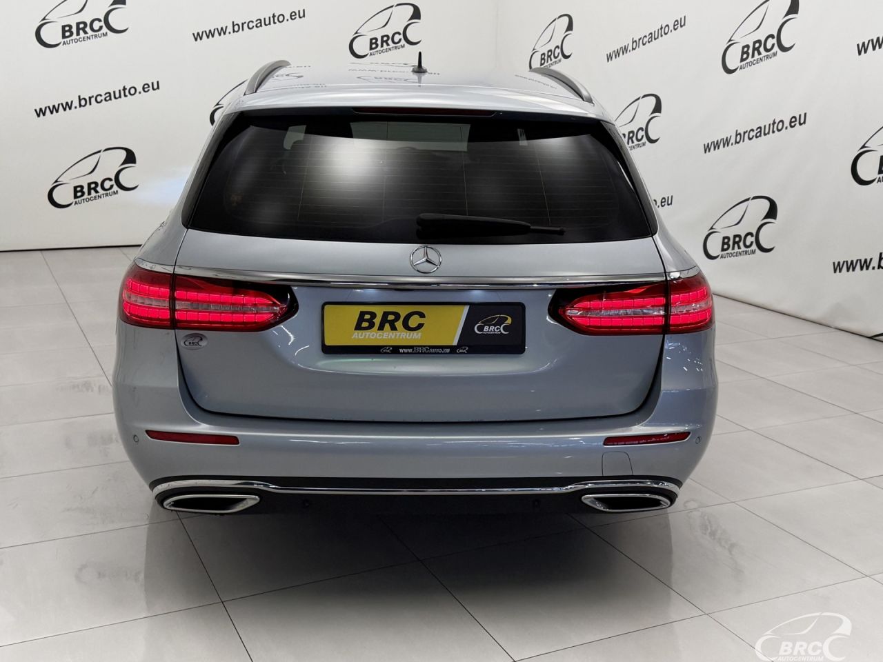 Mercedes-Benz E220 | 51