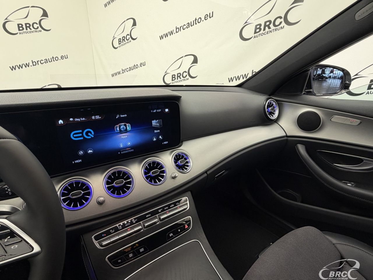 Mercedes-Benz E220 | 26