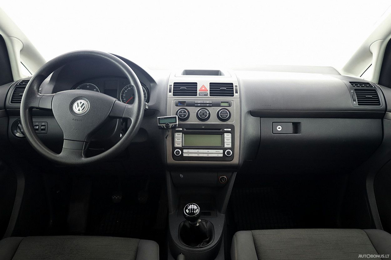 Volkswagen Touran | 4