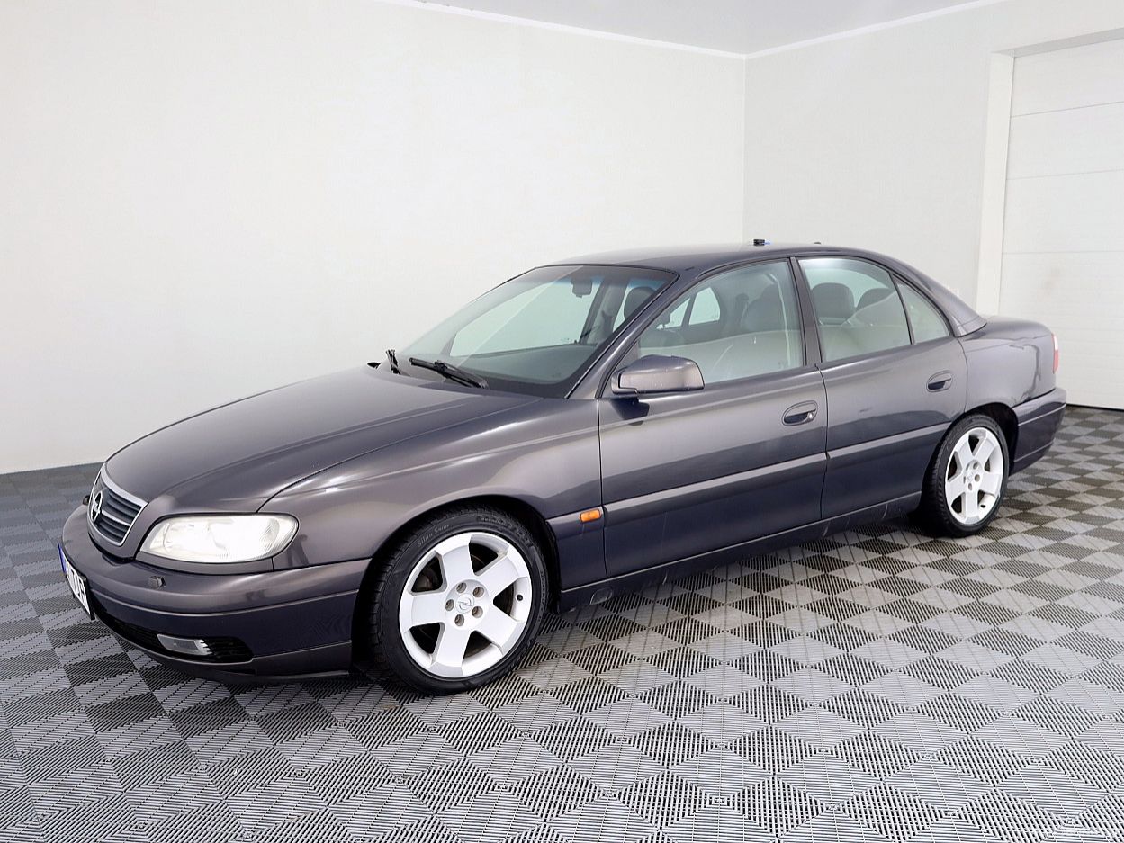 Opel Omega | 1
