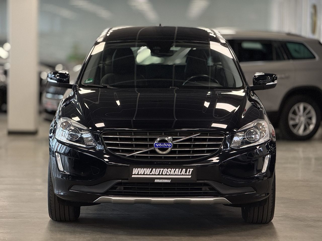 Volvo XC60 | 10
