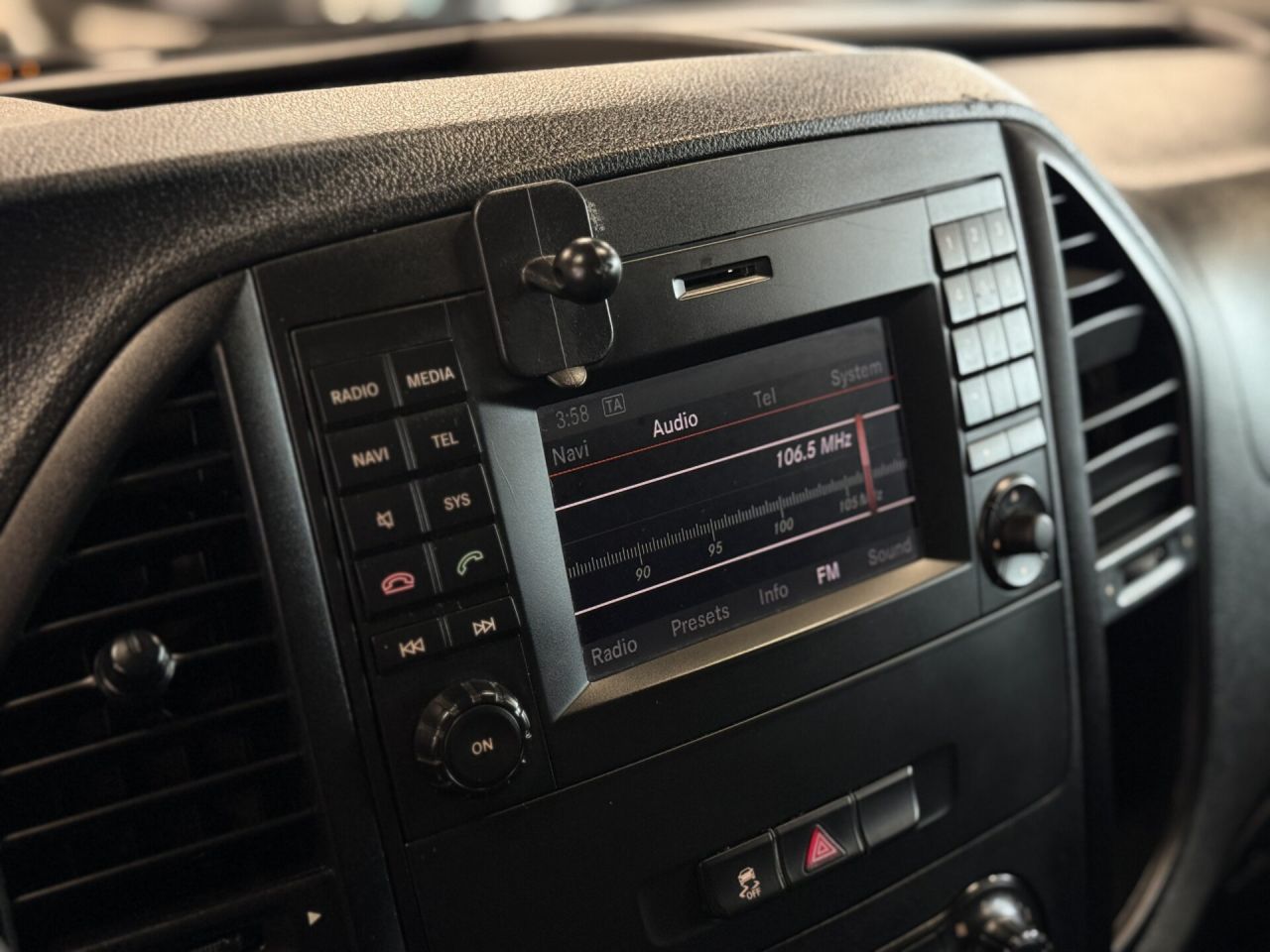 Mercedes-Benz Vito | 4