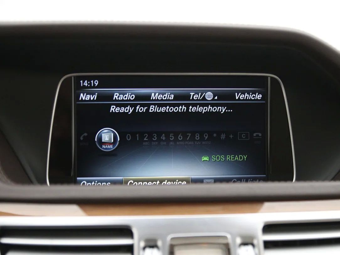 Mercedes-Benz E350 | 22