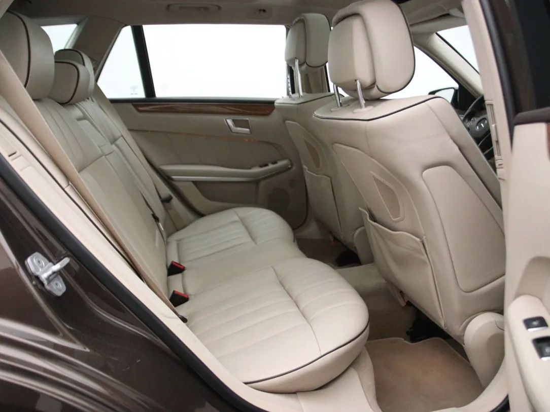 Mercedes-Benz E350 | 14