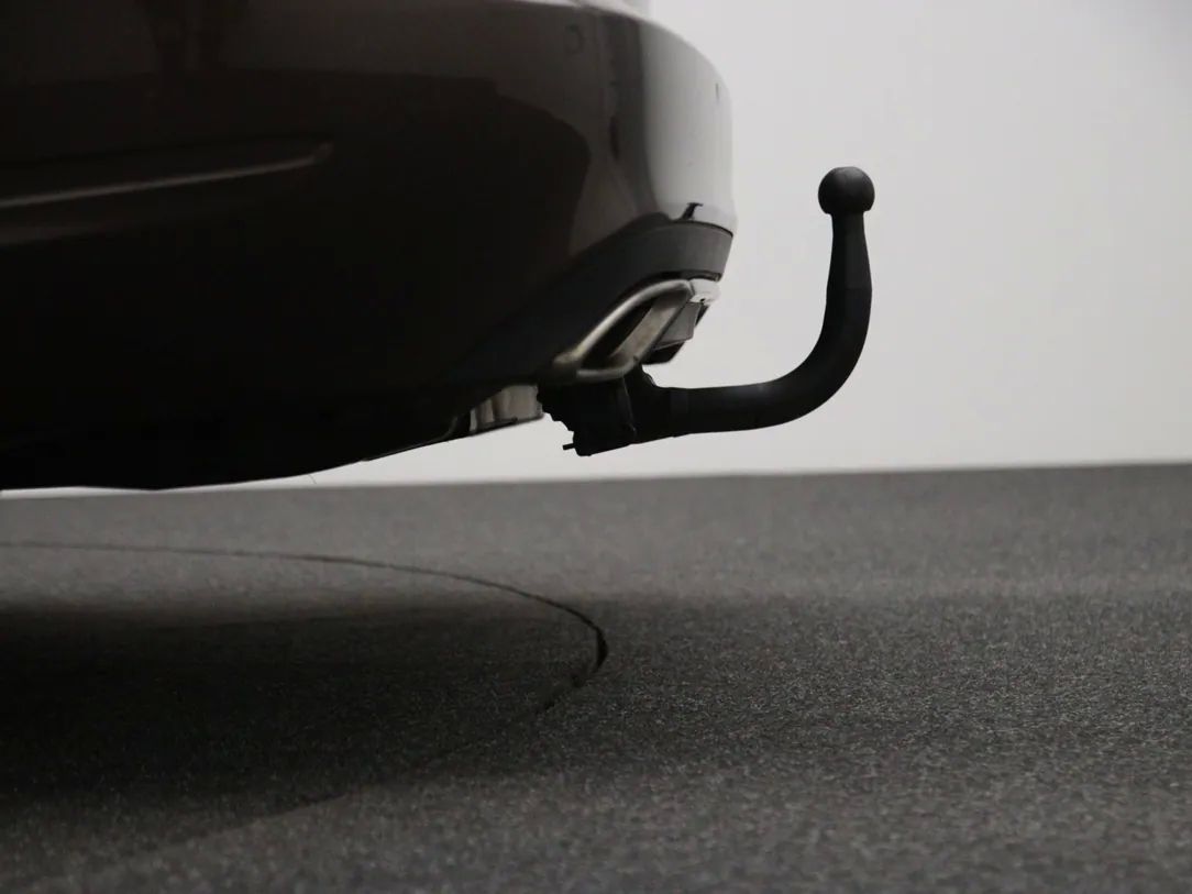 Mercedes-Benz E350 | 28