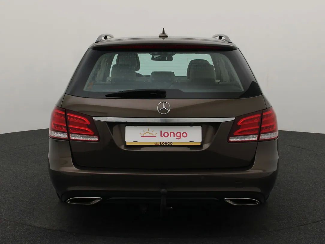 Mercedes-Benz E350 | 4