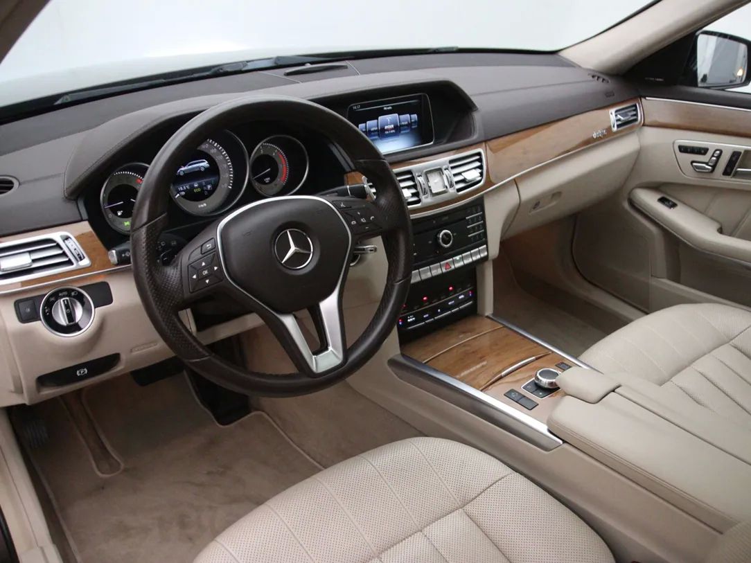 Mercedes-Benz E350 | 15