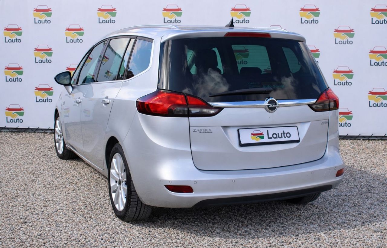 Opel Zafira | 2